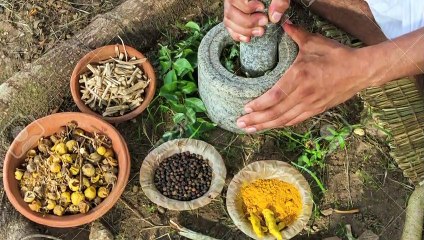 बाल को टूटने व सफ़ेद होने से बचाने के लिए - आम आदमी  का - आयुर्वेदिक - घरेलु - हिंदुस्तानी - आसान व सस्ता इलाज