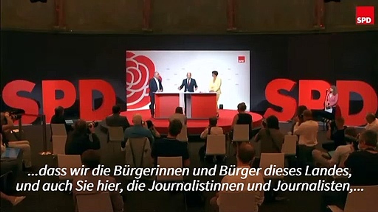 Kanzlerkandidat Scholz freut sich über gelungene Überraschung
