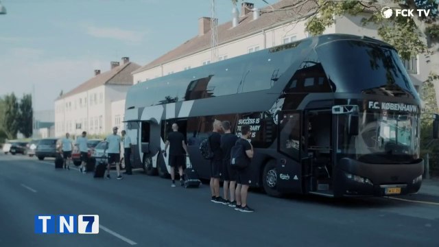 td7-bryan-oviedo-enfrentara-quinta-vez-machester-united-100820