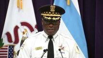 Chicago mayor, police hold press conference after crime strikes downtown