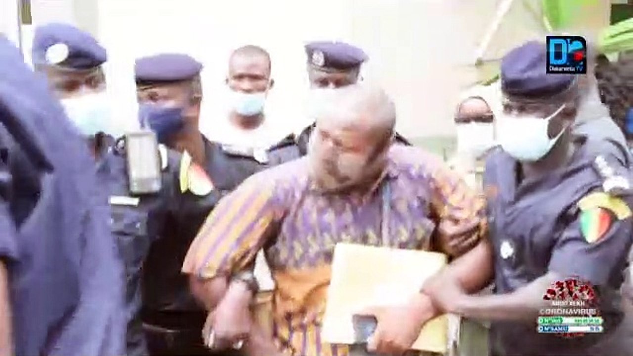 L’arrestation spectaculaire de GUY MARIUS SAGNA: Policiers Yi Dagn Ko Yanou  bassi kaw