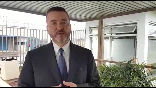 ext-medida-diputado-restriccion-100820