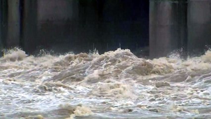 경기 북부 밤사이 큰비...포천 영평교·남양주 진관교 홍수주의보 / YTN