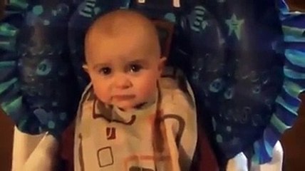 Crying  a child by reciting verses of the holy Quran