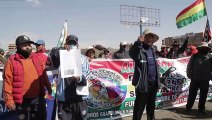 Gobierno de Bolivia ordena a militares y policías resguardar sitios estratégicos