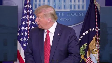 El servicio secreto se lleva a Donald Trump sin mediar palabra