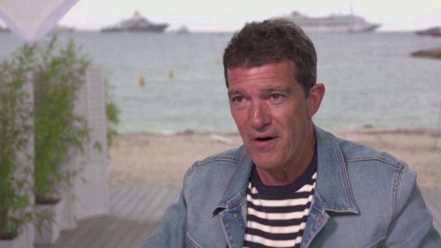 배우 안토니오 반데라스, 코로나19 양성 판정 / YTN