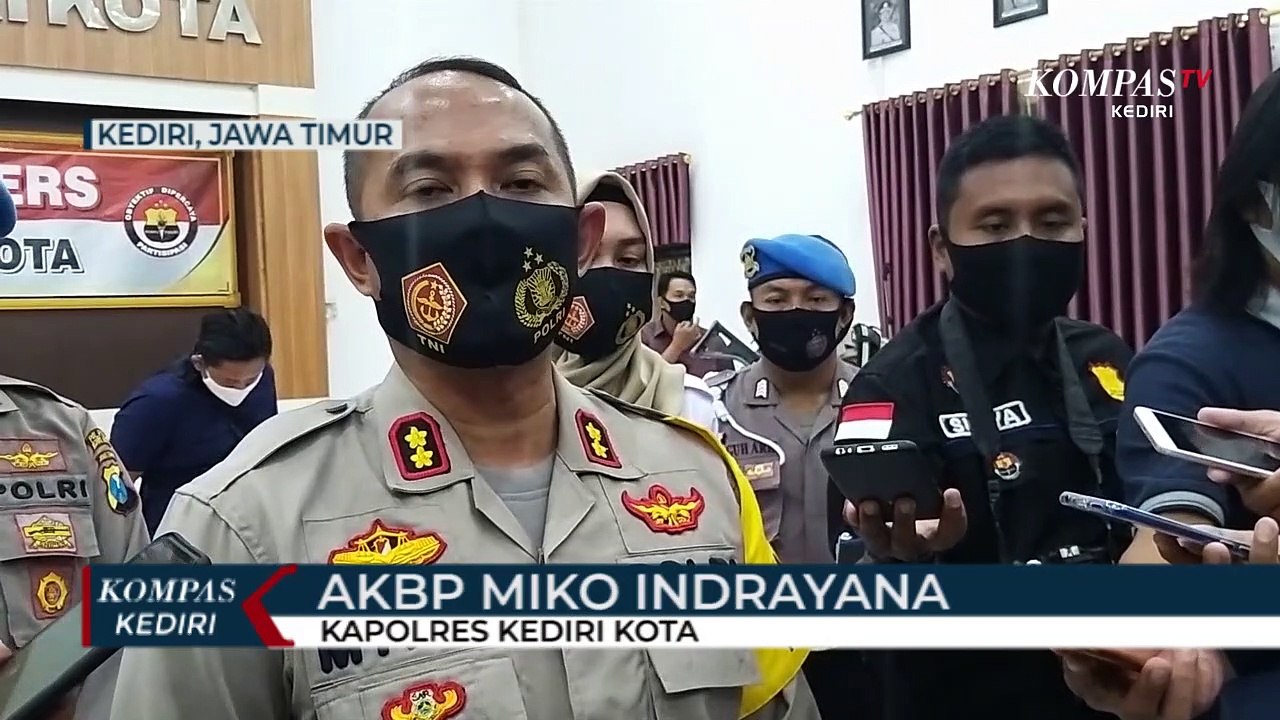 Polisi Tangkap Pasangan Suami Istri Penyedia Layanan Swinger