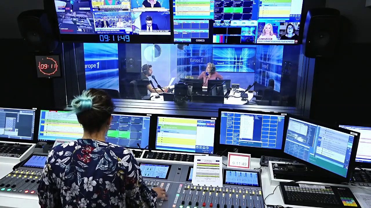 La fin des "Copains d'abord" sur M6, la fin de Dieudonné sur Tik Tok, Twitter qui veut investir et une nouvelle série américaine sur Canal+