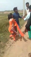 इस प्यार का क्या नाम होना चाहिए अभद्र अवस्था में पकड़ा गया दोनों