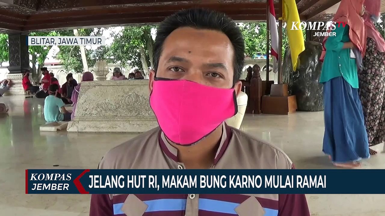 Jelang HUT RI, Makam Bung Karno Ramai Peziarah