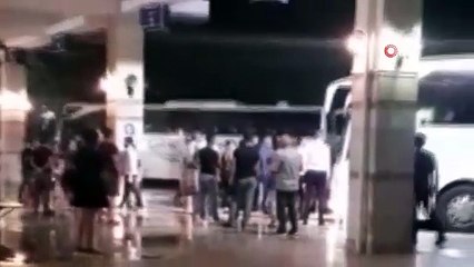 Asker uğurlamasında sosyal mesafe hiçe sayıldı