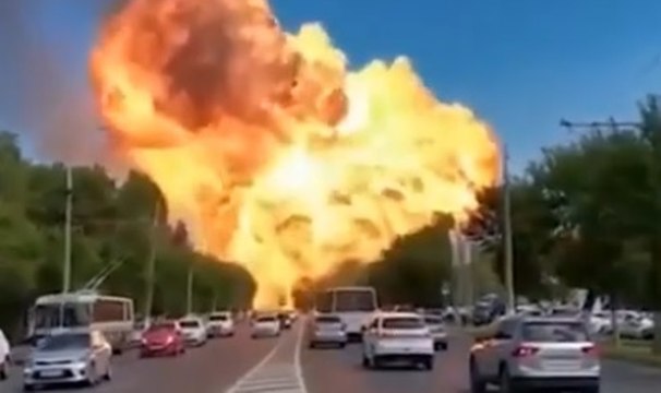 Russia, a Volgograd esplode un deposito di benzina (11.08.20)