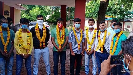 NSUI ने किया कोरोना योद्धाओ का सम्मान