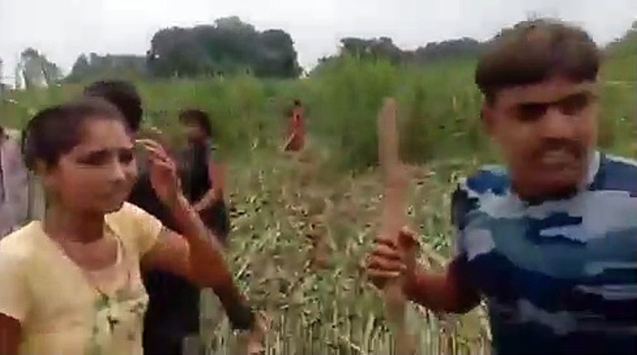 लखीमपुर में जमीनी विवाद में खड़ी फसल की जुताई, की फायरिंग