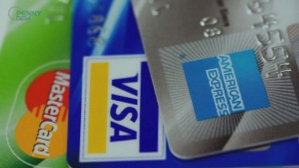 When to Go with Your Credit Card Over a Debit Card