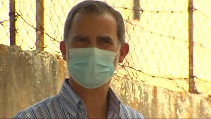 Los Familia Real visita el centro Naüm en el barrio de Son Roca en Palma