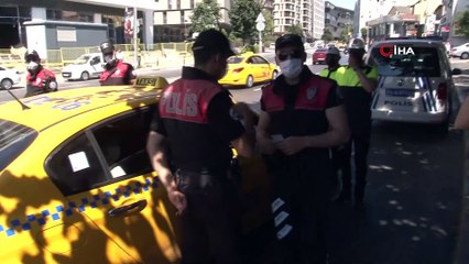 Korona virüs denetimine tepki gösterdi, maskesini atarak taksiye bindi