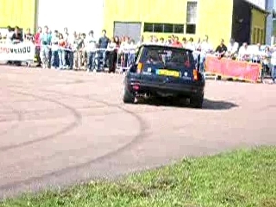 burn Renault 5 Turbo