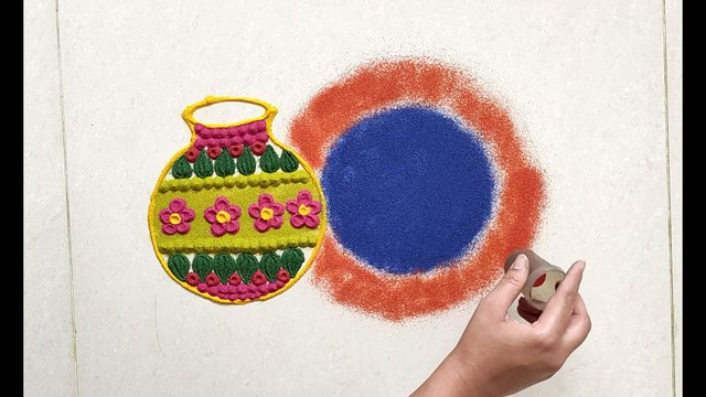 Krishna Janmashtmi 2020 Special Rangoli Design | Dahi Handi Kolam | Krishna Padam muggulu