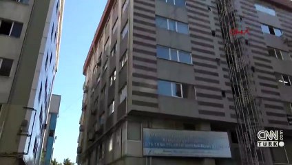 Avcılar'da kedi kurtarma operasyonu | Video