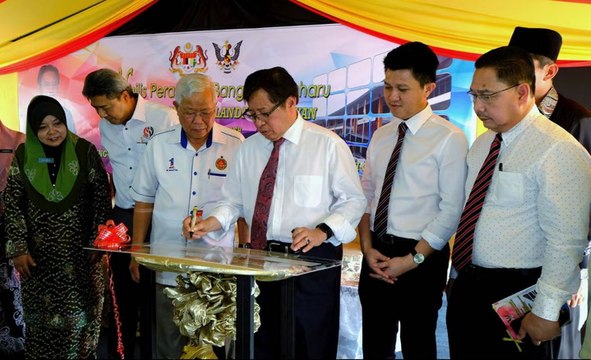 Sarawak to use RM1bil allocation to fix damaged buildings