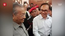 Tun M and Anwar reunite after 18 years