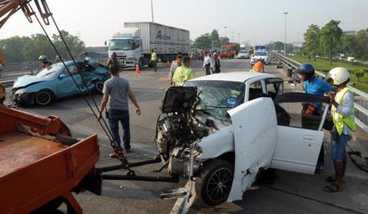 Download Video: One killed, several others injured in massive accident in Penang