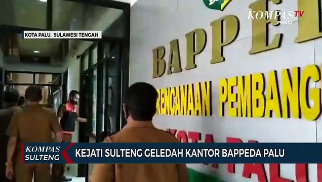 Kejati Sulteng Geledah Kantor BAPPEDA Palu