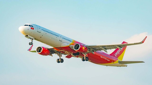 Vietjet giải cứu du khách mắc kẹt tại Đà Nẵng | VTC
