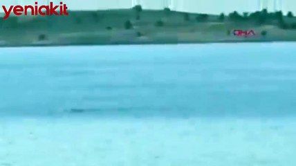 'Van Gölü Canavarı' yeniden hortladı! "İnanmıyorduk ama görünce çok şaşırdık"