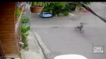 Son Dakika Haberleri: Ağaç bisikletli çocuğun üstüne devrildi | Video