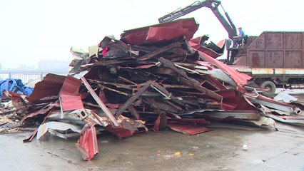 [경기] 피서철 바닷가 불법 시설물 '이제 끝' / YTN