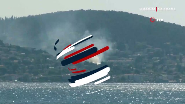 Büyükada'da bina çatısında yangın