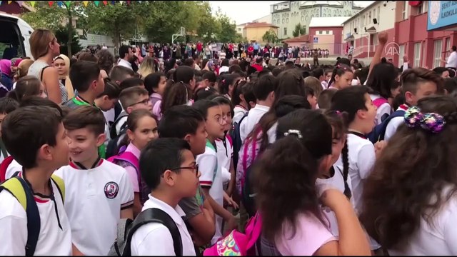 Milli Eğitim, Kültür, Gençlik ve Spor Komisyonu Üyesi Maviş'ten 'okullar güvenli' açıklaması - ANTALYA