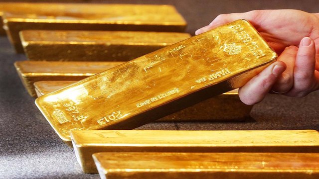 Giá vàng biến động dữ dội trong gần 1 tháng qua | VTC