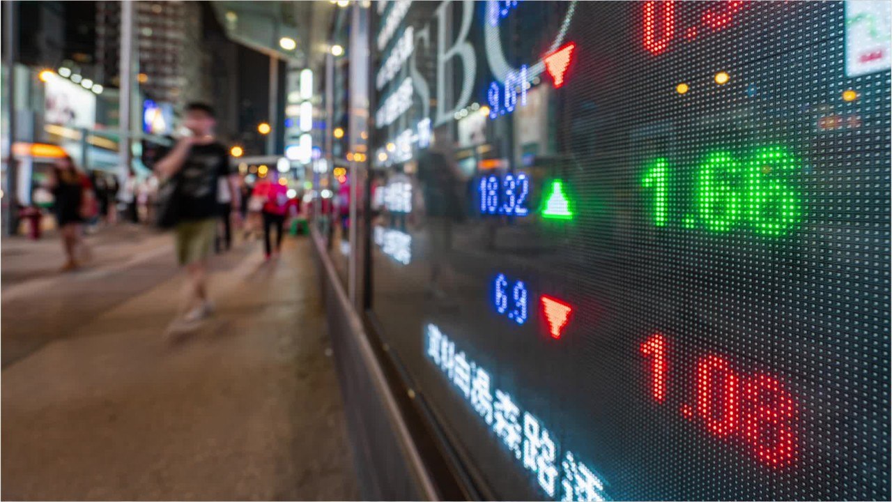 Dow Jumps 270 Points