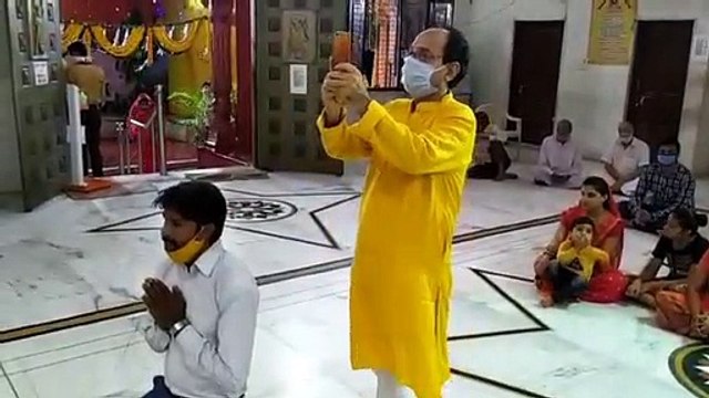 शाजापुर के गोवर्धन नाथ मंदिर में भगवान की आकर्षक सज्जा हुई