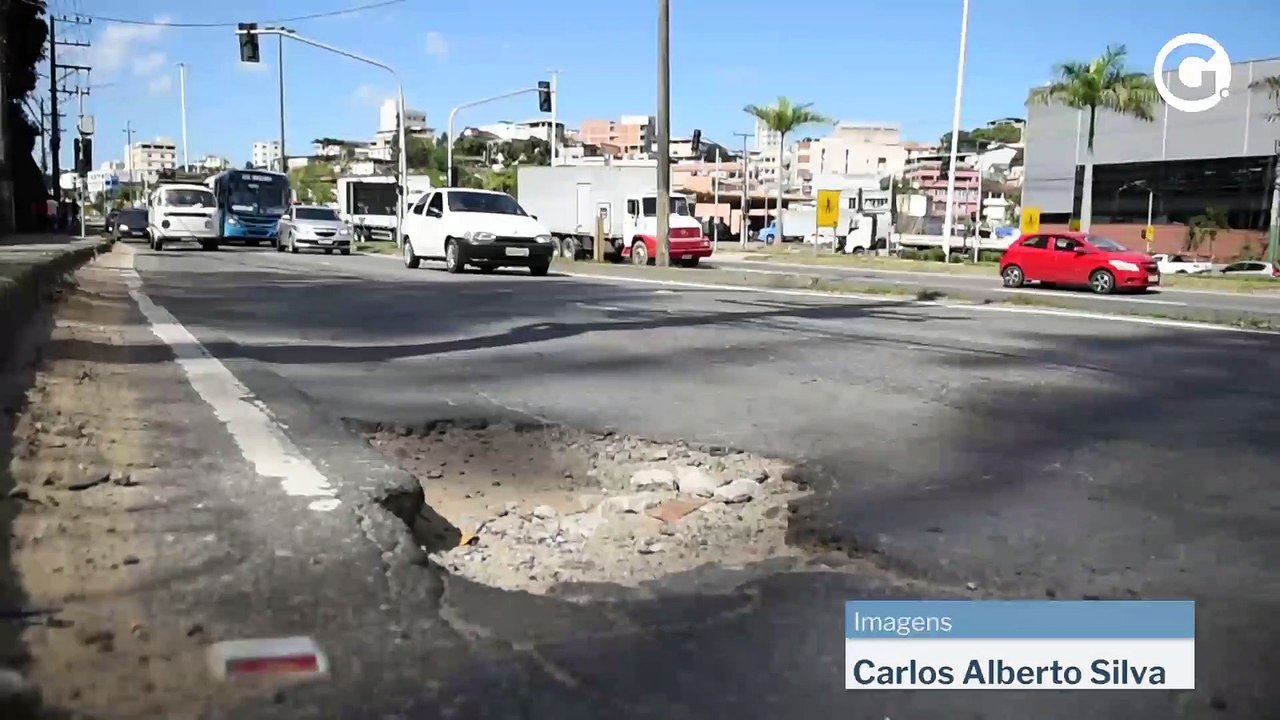 Buracos preocupam motoristas na BR 262 em Cariacica