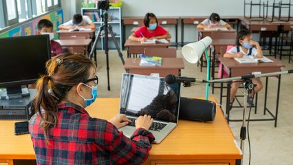 Adopt A Teacher Facebook Page Is Going Viral In Florida