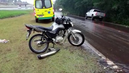 Motociclista de 27 anos é socorrido na marginal da BR-277