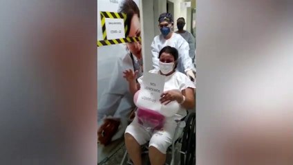 Paciente recebe alta da UTI no Hospital de Retaguarda