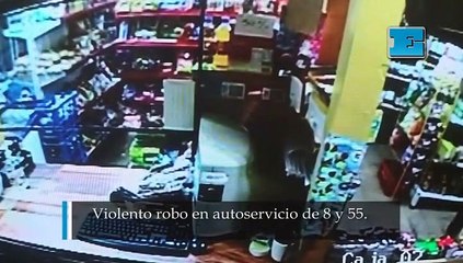 Violento robo en autoservicio de  8 y 55