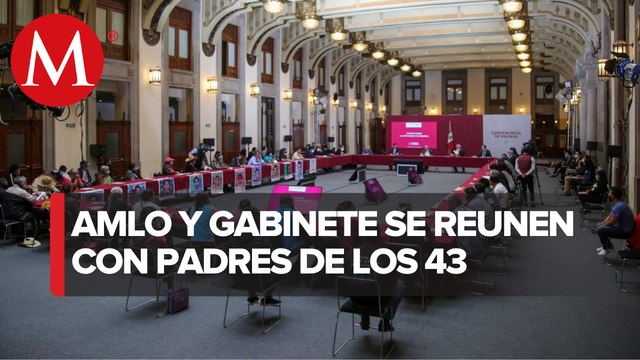 No claudicaremos, dice AMLO tras reunión con padres de los 43 normalistas de Ayotzinapa