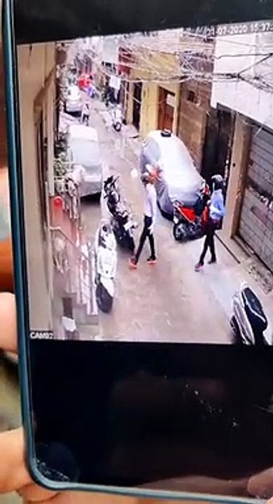 बच्चे को किडनैप करते हुए CCTV में  कैद . Kids baby kidnapping cctv footage