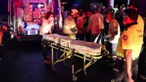İzmir'de otomobil üst geçide çarptı: 1'i ağır 3 yaralı