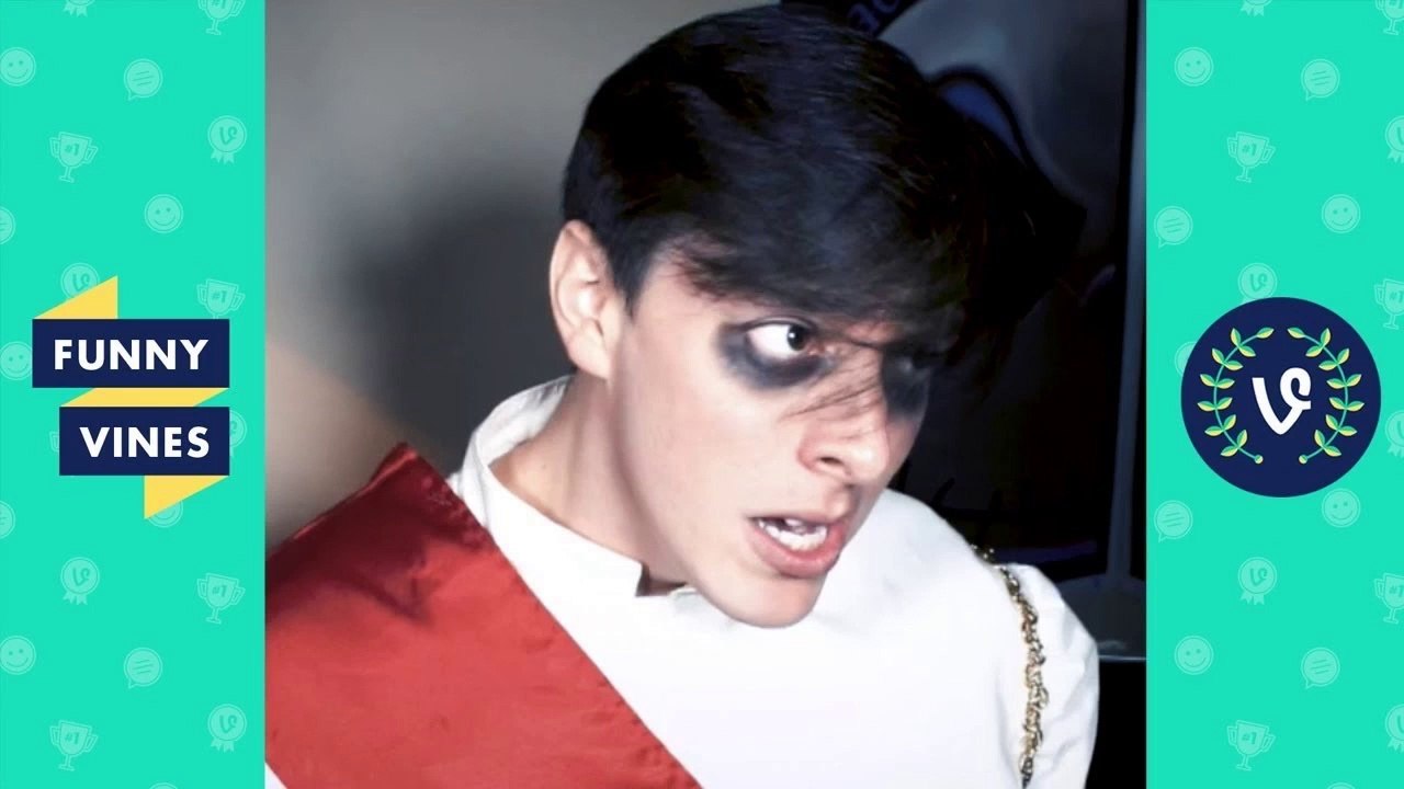 Ultimate THOMAS SANDERS Funny Vine Compilation 2017