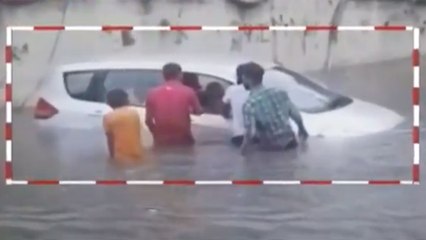 100 News: Heaviest spell leaves Delhi waterlogged