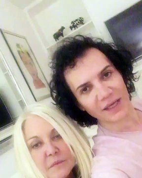 Ρούλα Κορομηλά: Η συνάντηση με τον Καναράκη και το ξεκαρδιστικό βίντεο!