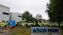 Los trabajadores de Sacyr Flour se manifiestan por el ERE